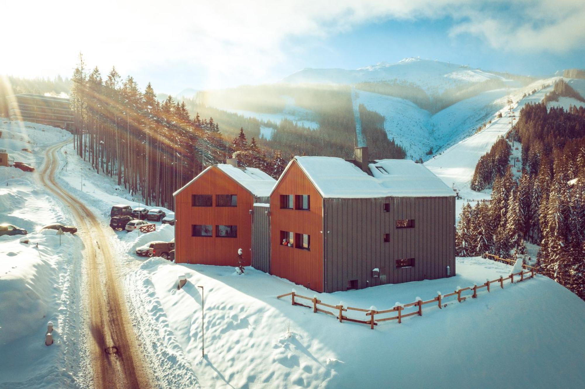 Penzion A Restauracia Twin Jasna Демяновская долина Экстерьер фото